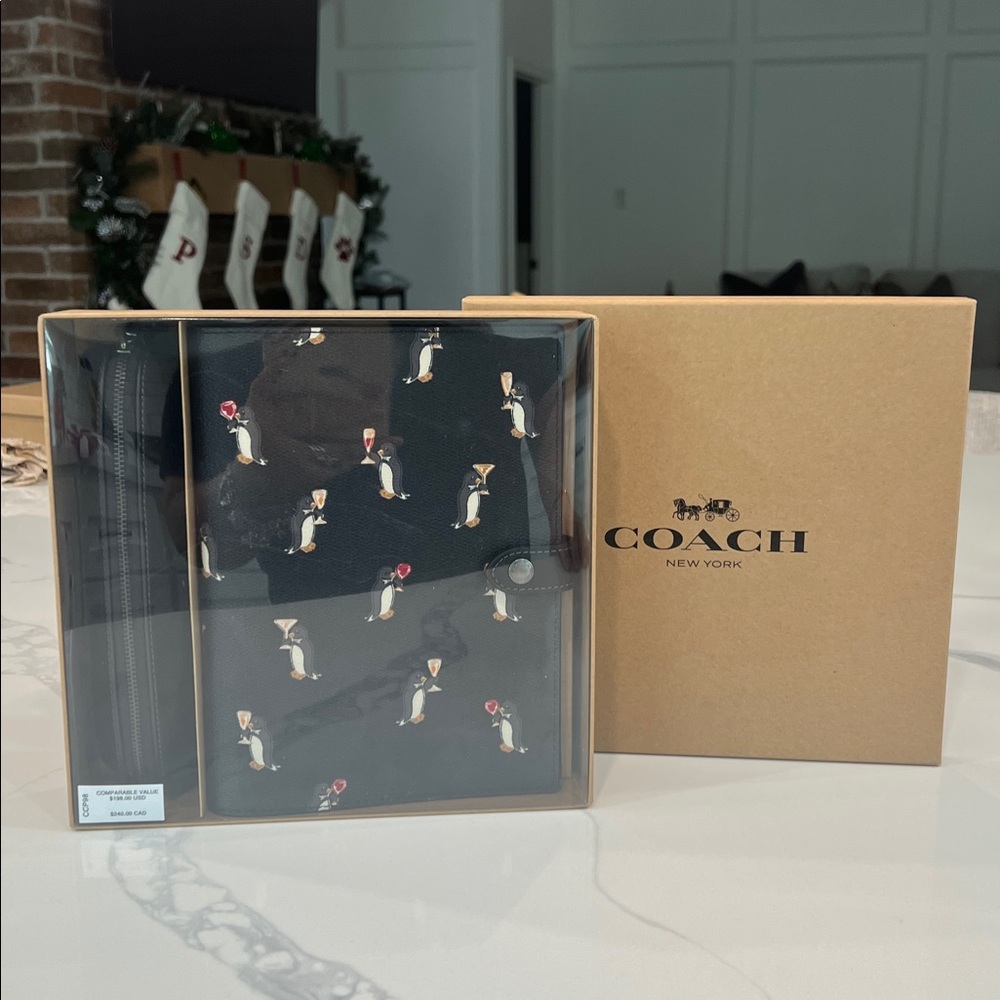Cute. Coach 🐧🐧Notebook Set... - Picture 13 of 14